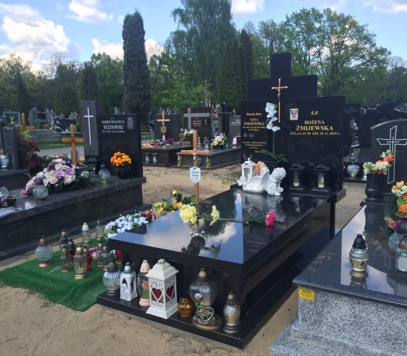Nagrobek pojedyńczy Szwed Czarny